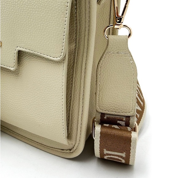 - Valentino Orlandi Crossbody Bag with Wallet✨ NWT✨ - Picture 6 of 6